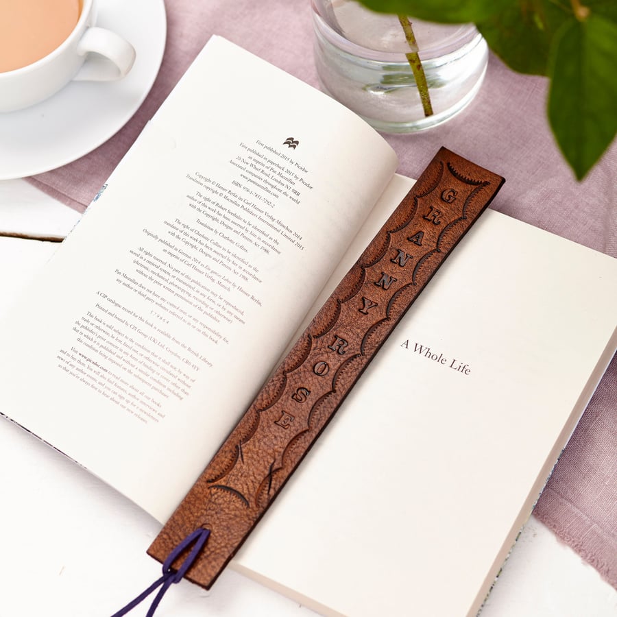 Scalloped Personalised Bookmark - gifts for bookworms - handmade personalized bo