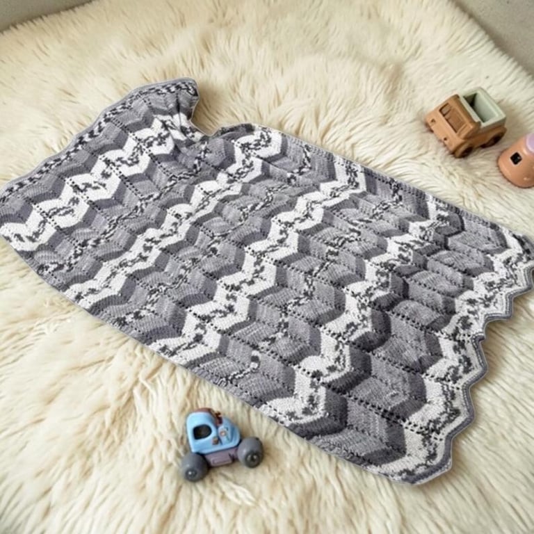 Hand knitted baby pram blanket - baby grey chevron 