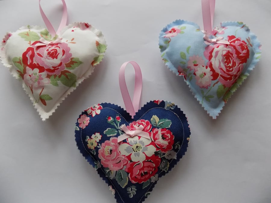 Floral Lavender Padded Hanging Heart Cath Kidston Cotton Fabric Wall Home Decor