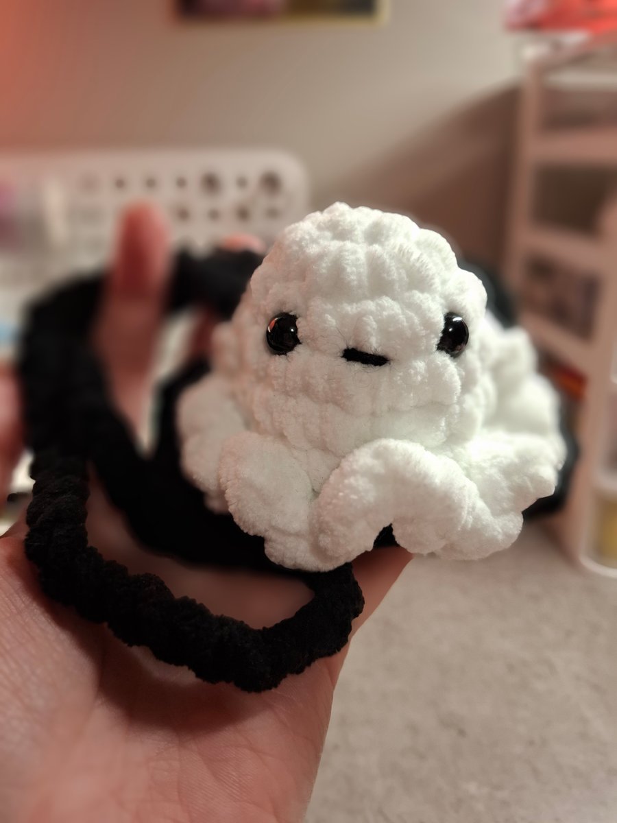Crochet Ghost on a Swing 