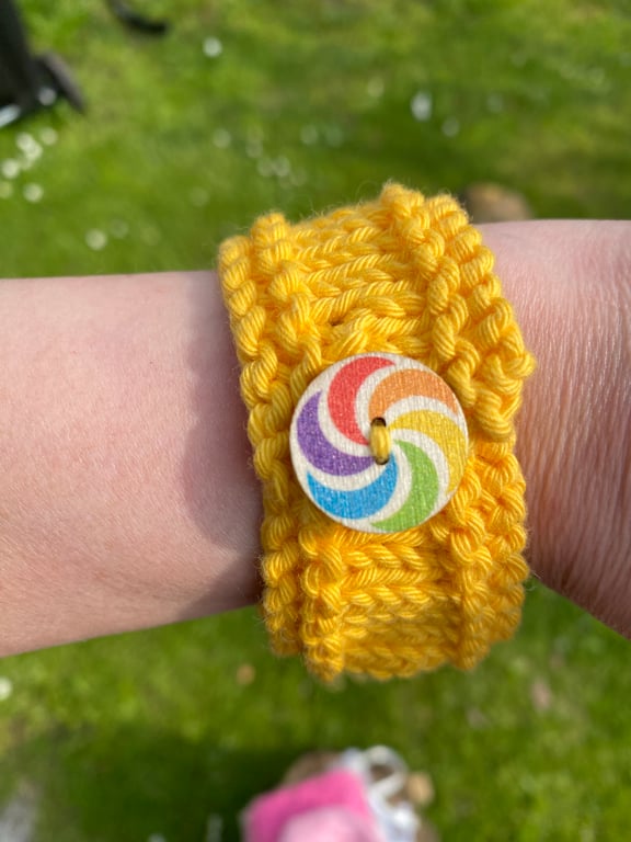 Cotton festival bracelet 