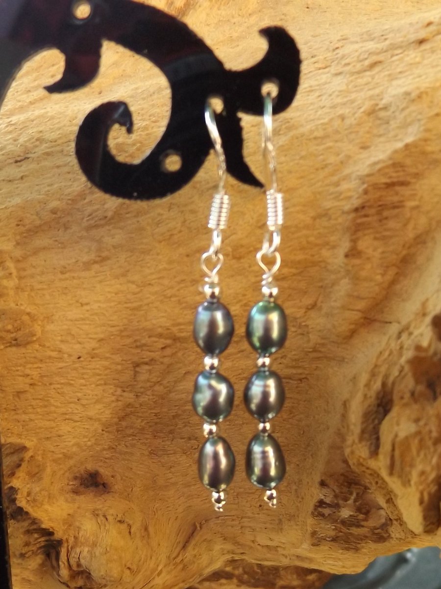 Sterling silver peacock pearl dangle earrings