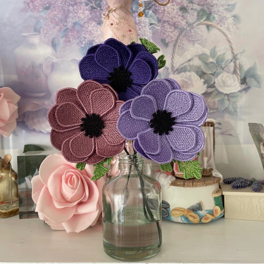 Home - Lace Anemones Flowers in a Clear Bottle by Carolee Crafts PB7 - 0013