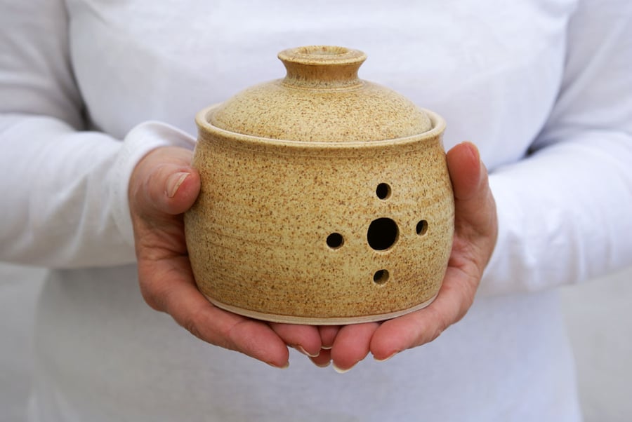 Wheel thrown stoneware pottery garlic jar - glazed in natural brown