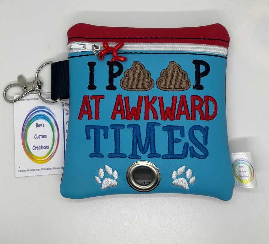 I poop Embroidered Poo bag dispenser, multi