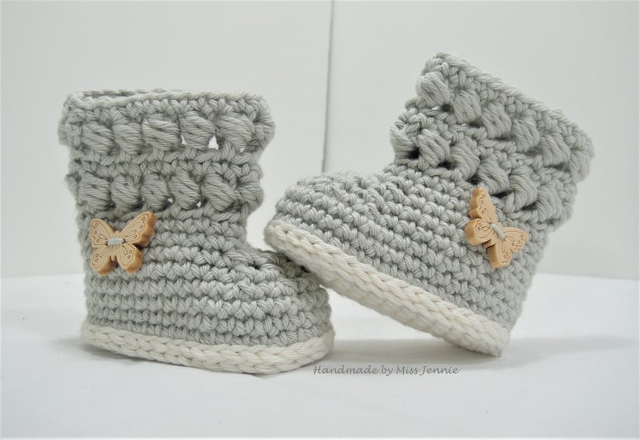 Crochet Baby Girls Booties, 0 - 12 months, Side butterfly button, Baby slippers