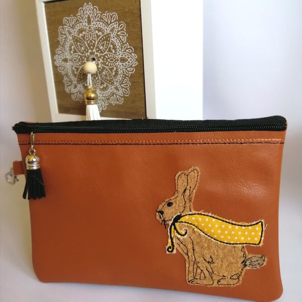   LEATHER BAG WITH APPLIQUE HARE