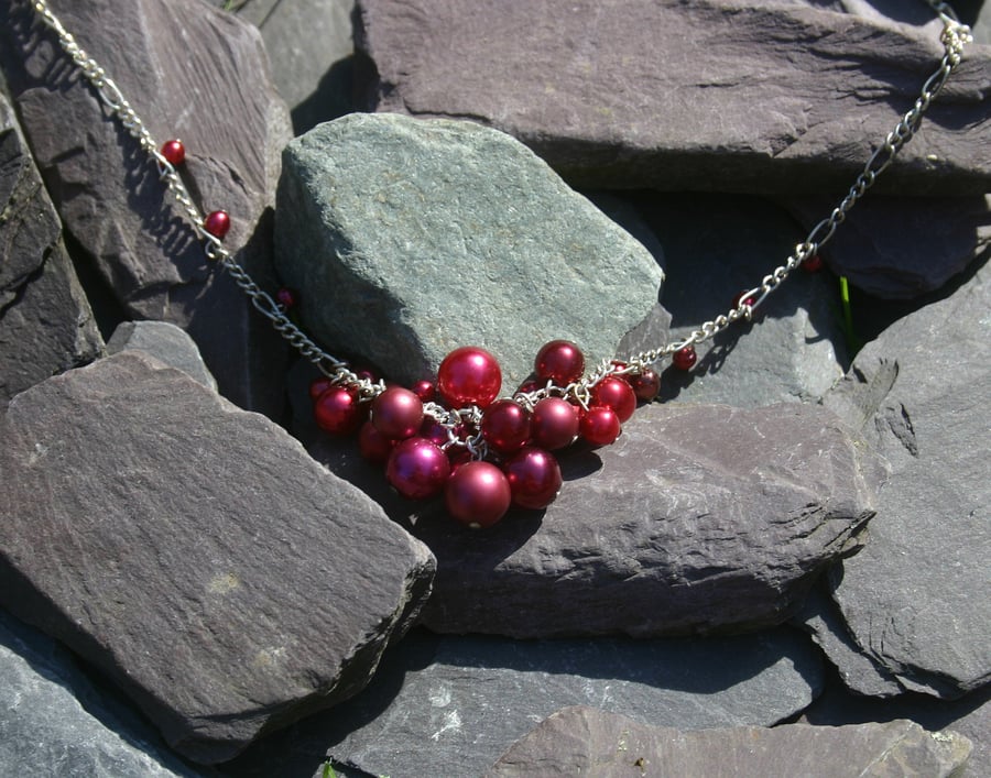 Sale 50% off Deep red beaded pearl necklace