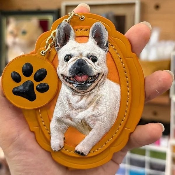 Custom Leather Pet Portrait Keychain – Handmade Pet Keepsake