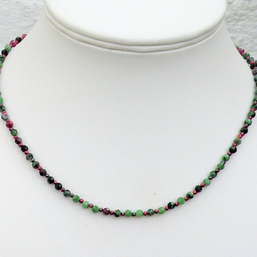 Ruby In Green Zoisite & Pink Hematite Faceted Beaded Silver Necklace 16-18 Inch
