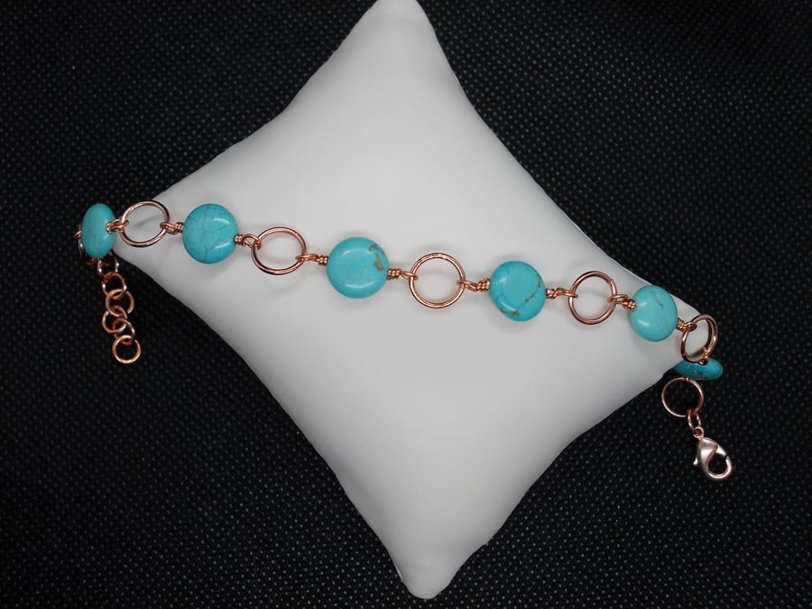SALE - Linked magnesite bracelet