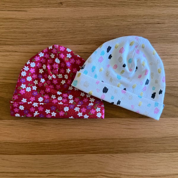 Newborn Baby Hats, Beanie hats. 2 PK. Ideal for the newborn baby 0-3mths - BE06