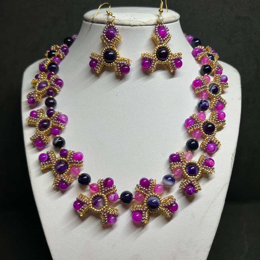 Luscious Agate Gemstone handmade necklace and earrings set
