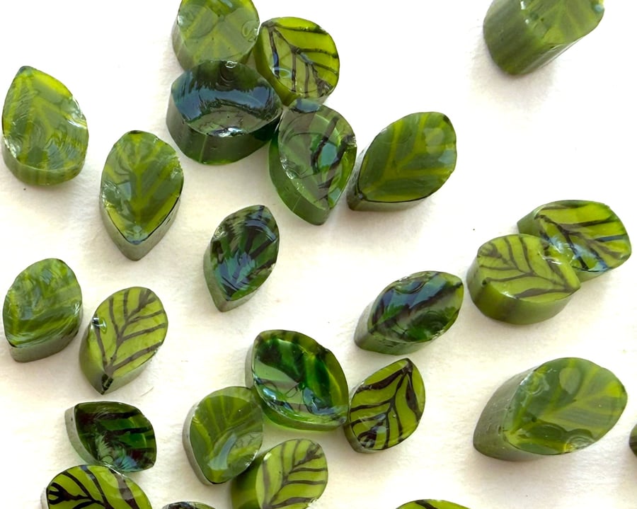 Green leaf murrini made with Bullseye 90coe glass