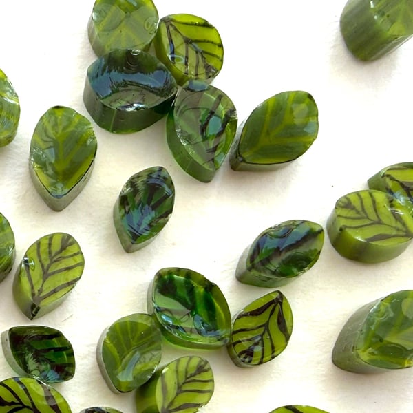 Green leaf murrini made with Bullseye 90coe glass