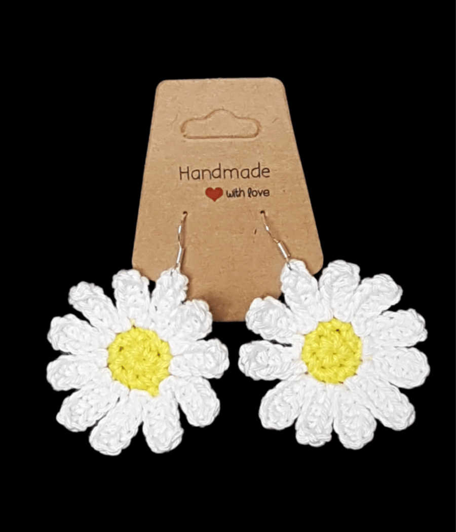 Crochet daisy earrings