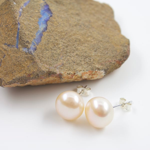 Large Button Shaped Peach Pearl and Silver Stud Earrings