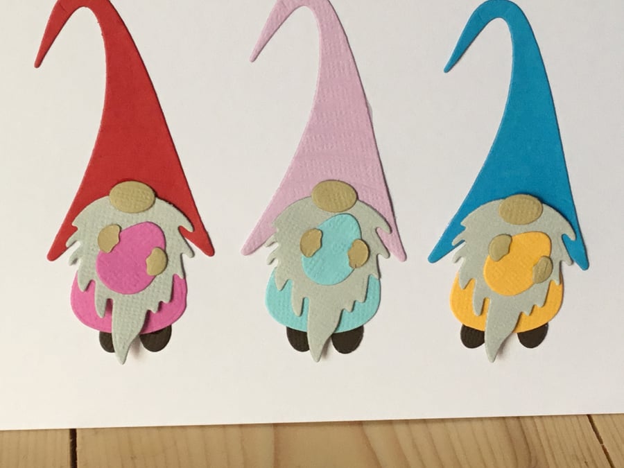Trio of gnomes card. CC341