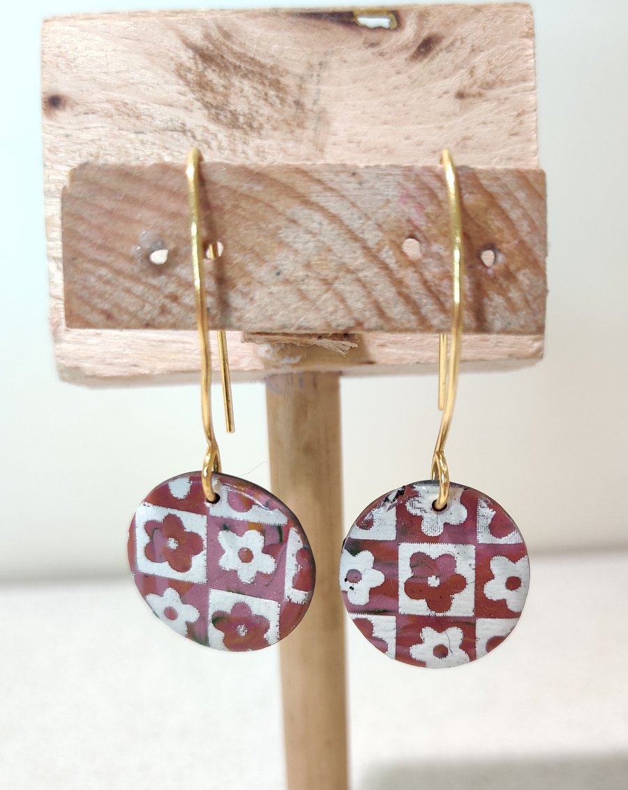  pink checkered flowers dangle earrings 