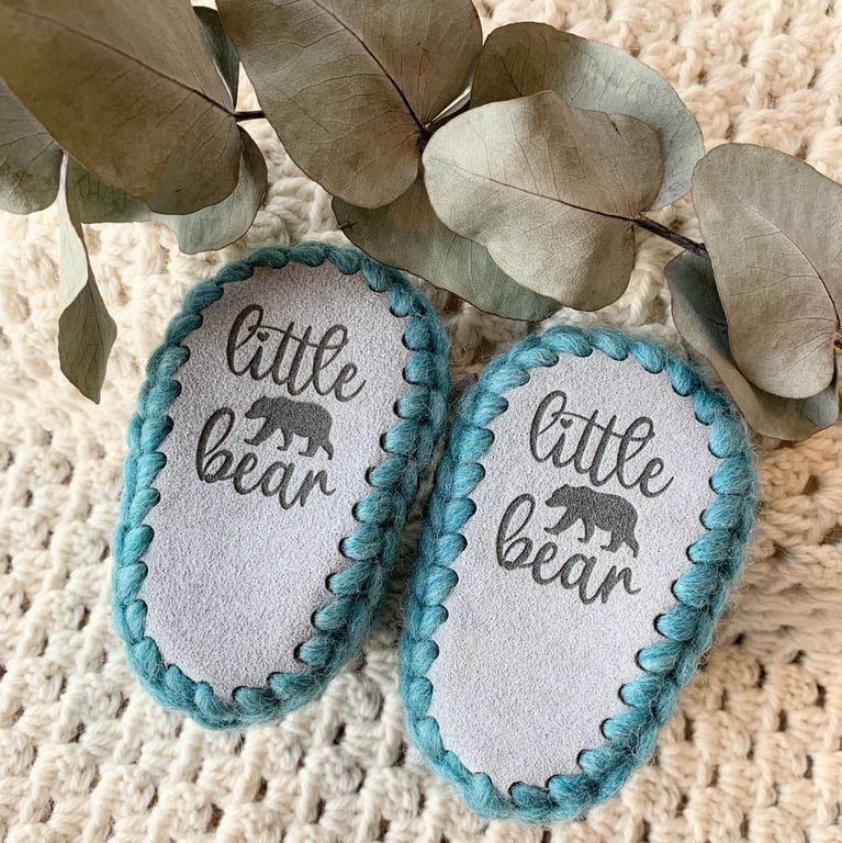 Chunky Modern Wool Booties with Soles 3-6m