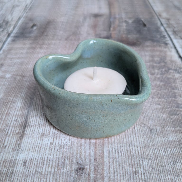 Speckled turquoise ceramic heart tealight holder 
