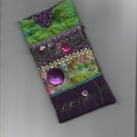 ChrissieCraft embellished BATIK fabric glasses case