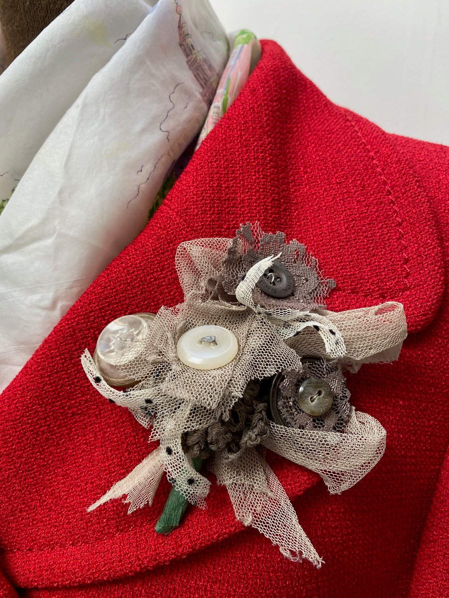 Vintage Buttons Flower Posy Brooch Corsage