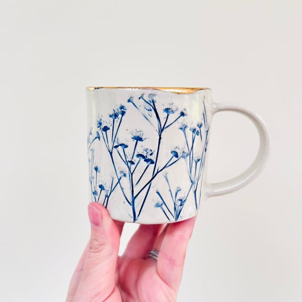 Botanical mug with gold rim 