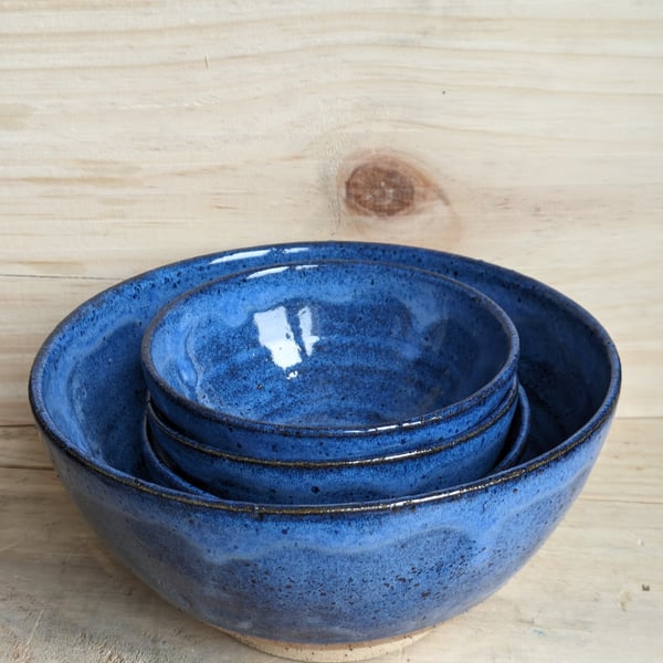 Large blue swirl bowl