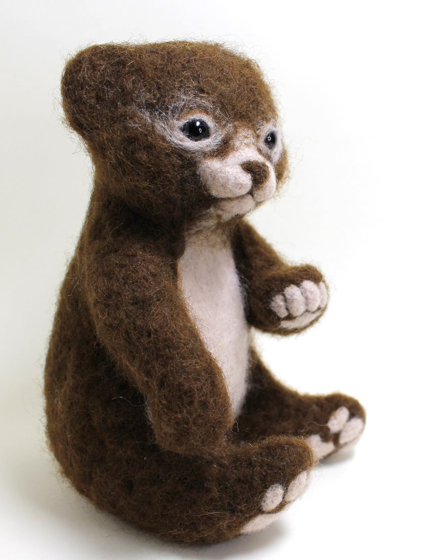 Little brown felted bear
