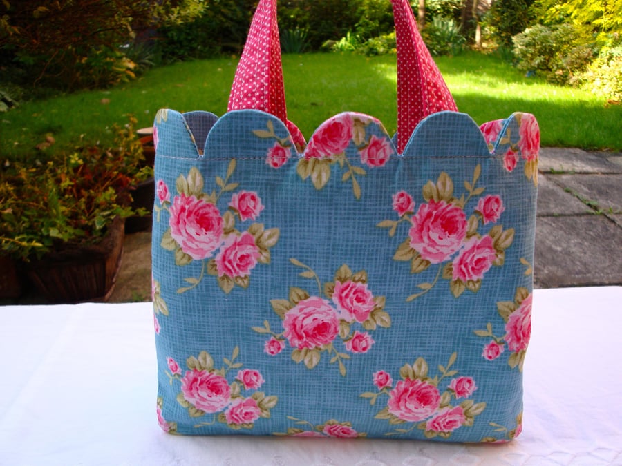 Cotton Mini Tote - Child - Scalloped edge . - Folksy