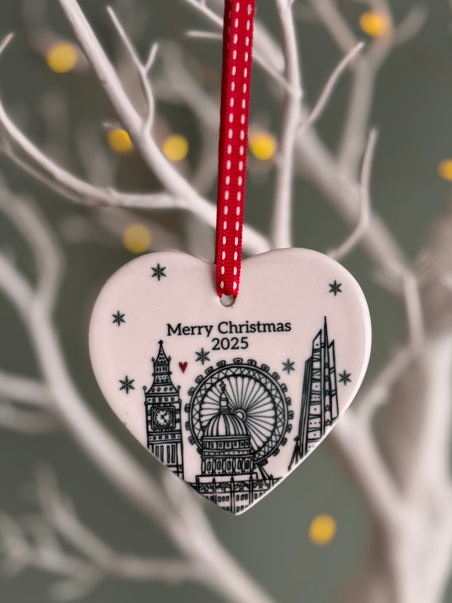 Merry Christmas 2025 Heart Illustrated London Ceramic Decoration