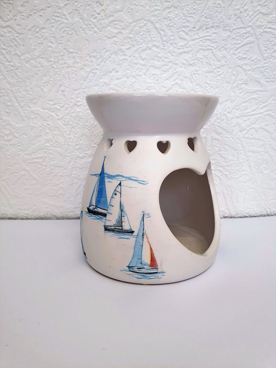 Boat wax melt burner