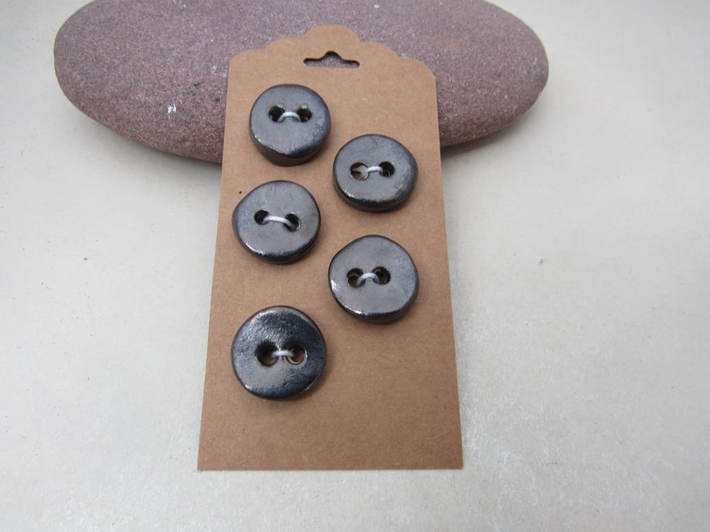 5 Small Round Metallic Ceramic Buttons