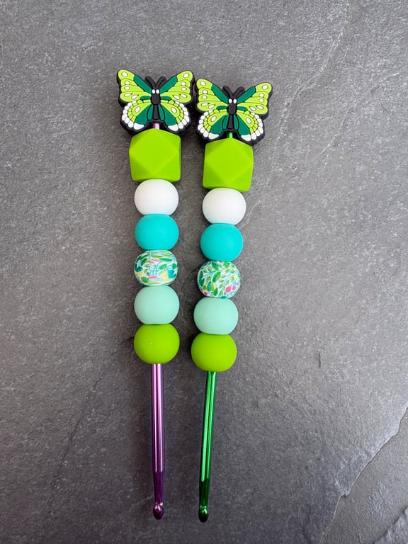 Butterfly silicone beaded crochet  hook green 