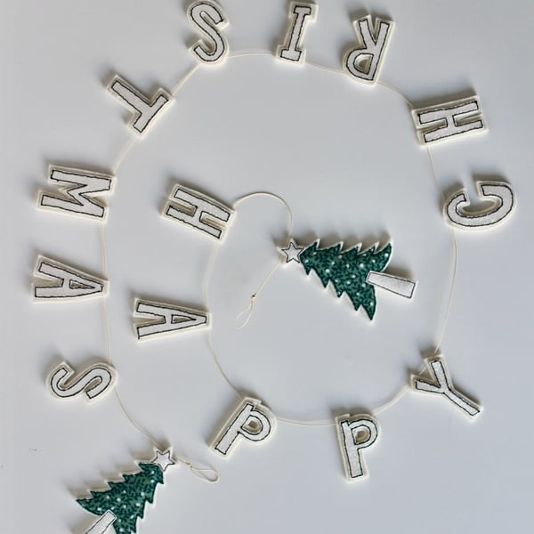 'Happy Christmas' Garland