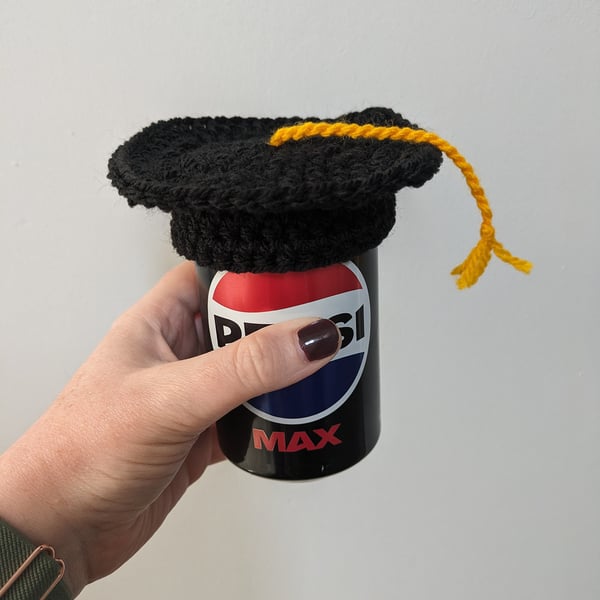 Graduation Cap Bottle Topper, Graduation Gift, Crochet Mortarboard Gift, Graduat