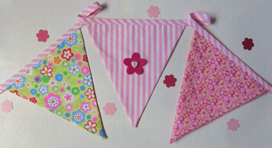SALE Pink Floral 9 Flag Fabric Bunting