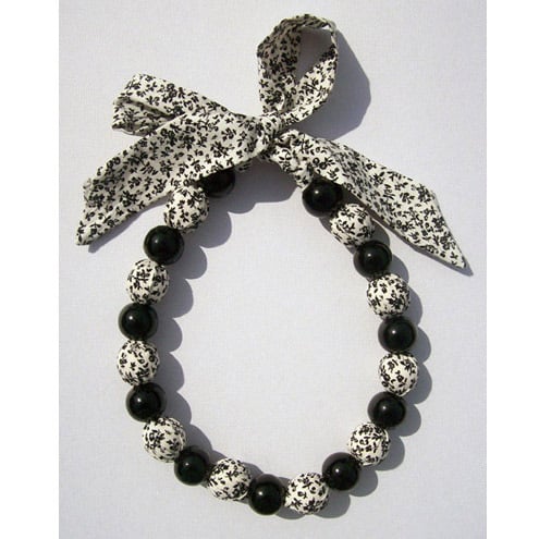 ~Liquorice Twist Necklace~