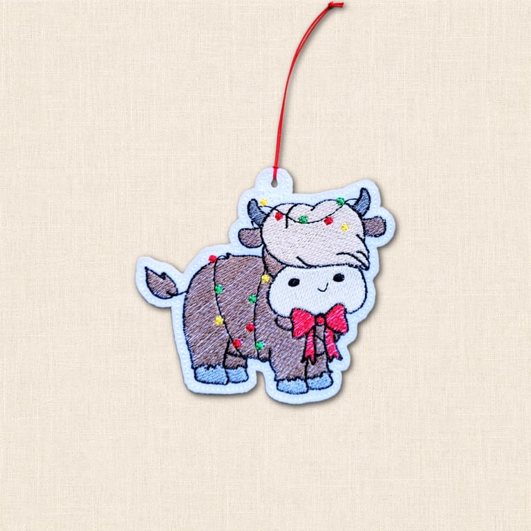 Christmas Lights Highland Cow Decoration - Embroidered Felt Ornament