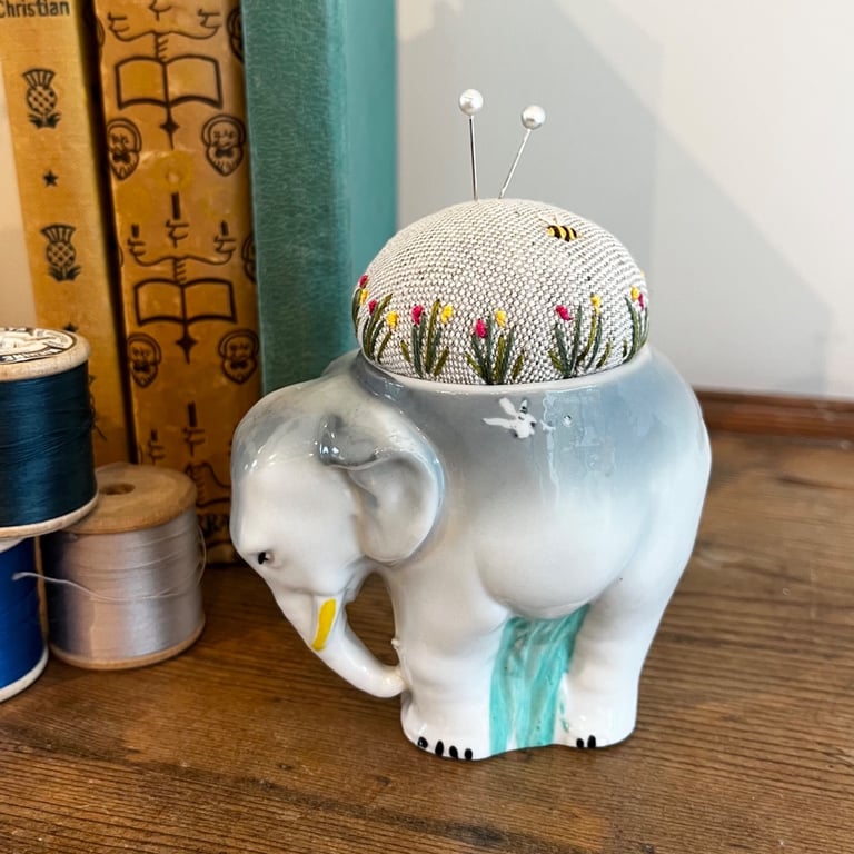 Elephant egg cup pincushion - embroidered linen with a little bee