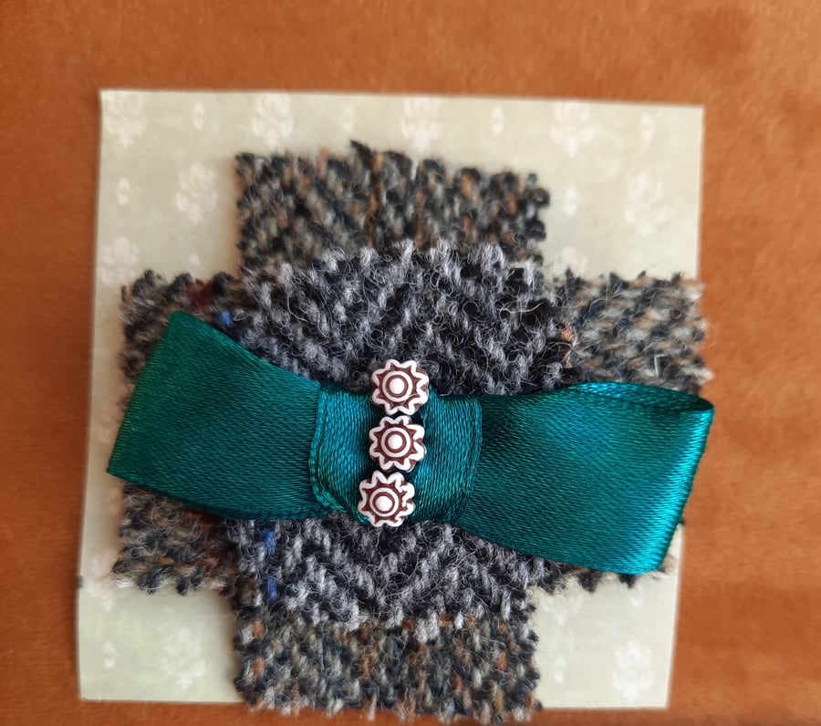 Handmade tweed brooch with green ribbon and star buttons 