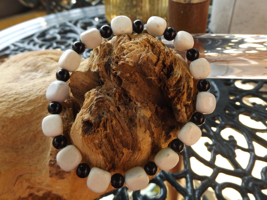 white grey feldspar stone with black obsidian stretch bracelet