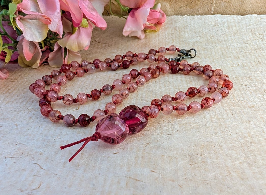 Pink dragon vein agate knotted cord necklace with lamp work bead pendant 