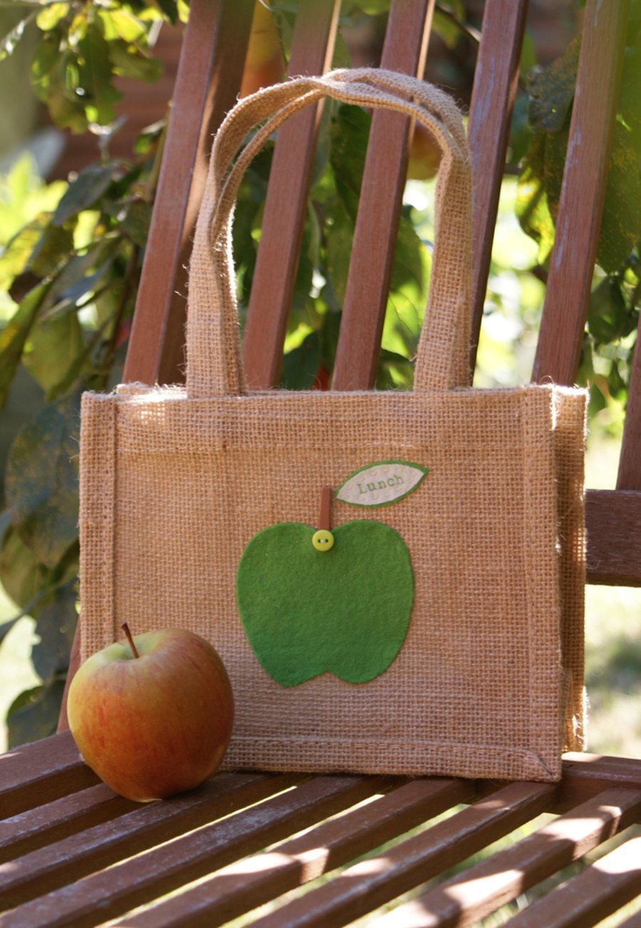 Lunch bag with apple motif