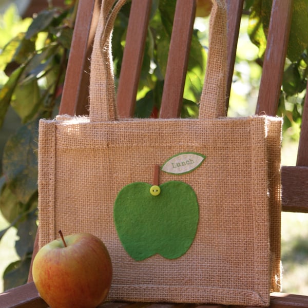 Lunch bag with apple motif