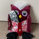 red owl shaped cushion with pocket for remote controls