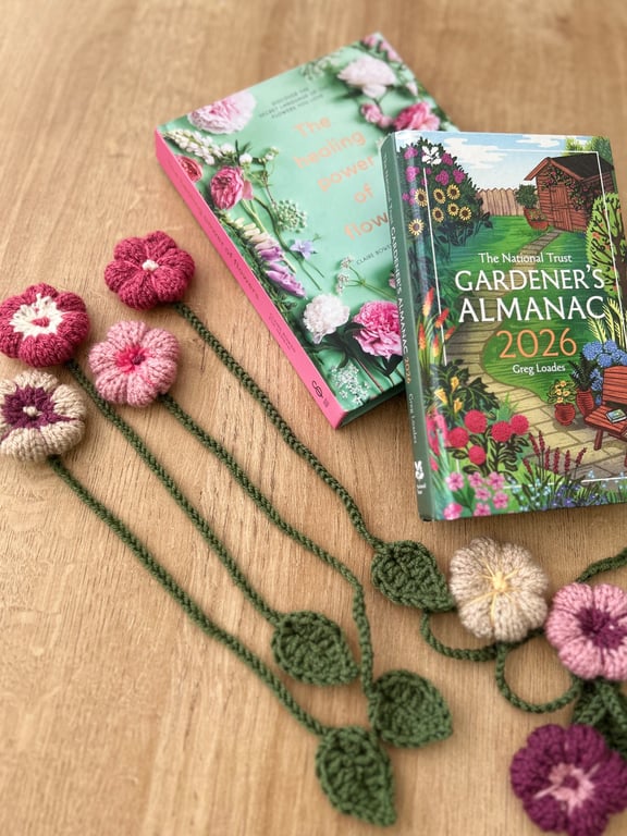 Crochet Flower Bookmark