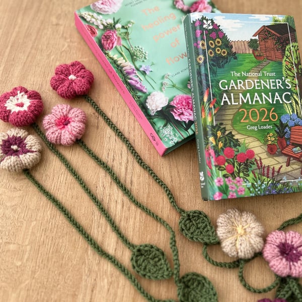 Crochet Flower Bookmark
