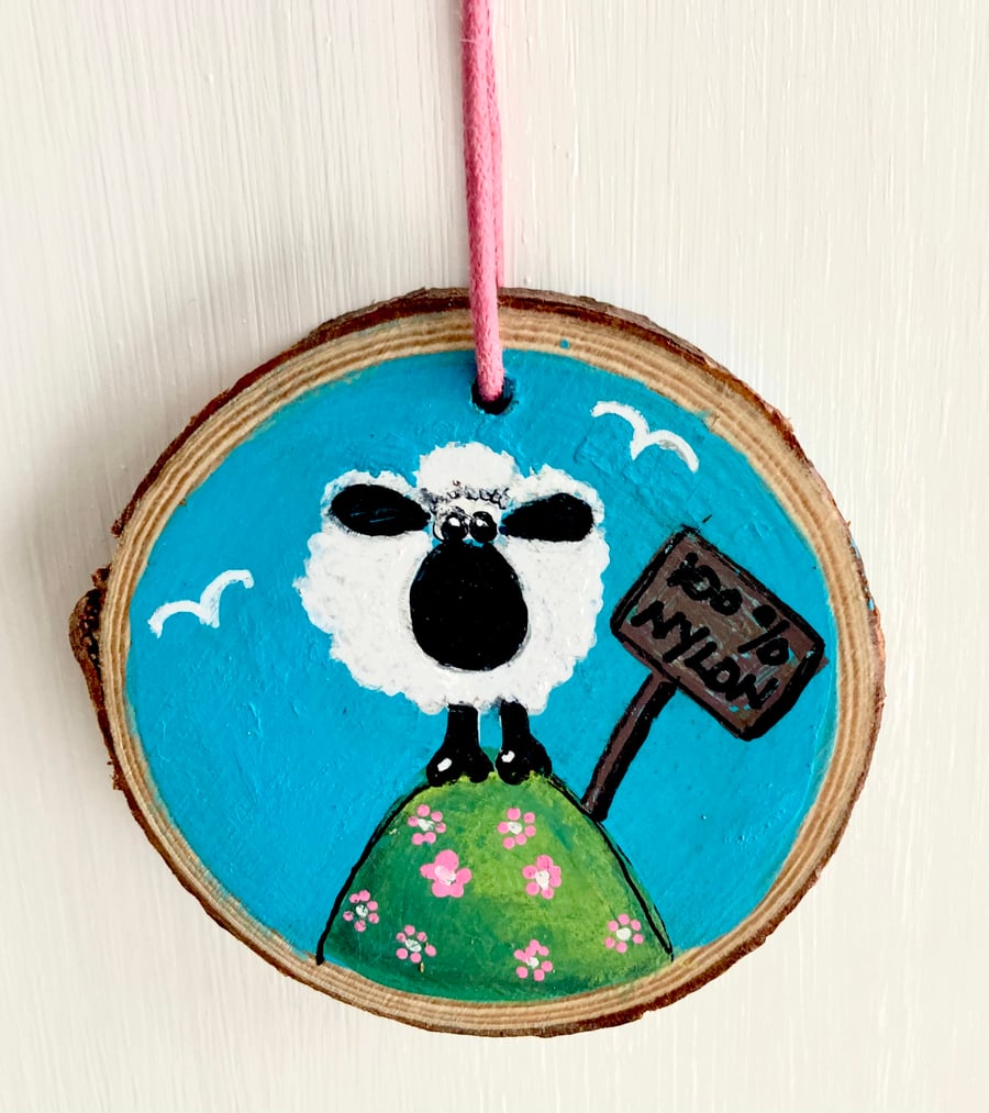 100% Nylon Cute Sheep On A Hill Hanging Decoration Fun Vegan Gift 